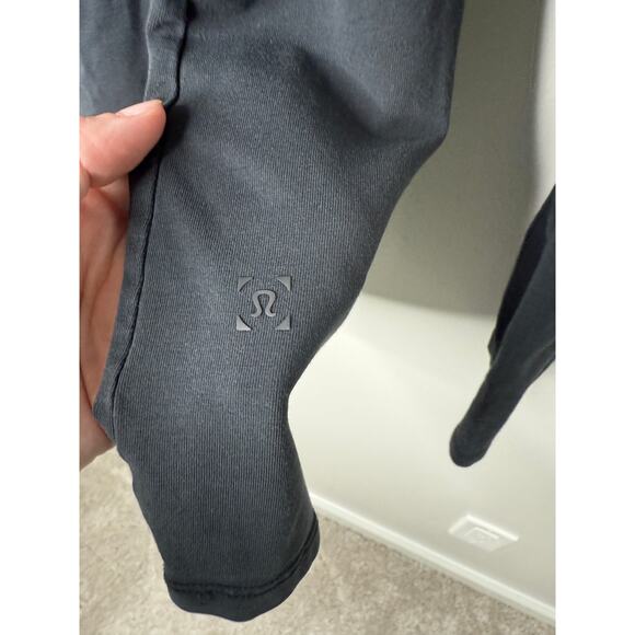 Lululemon Men's Black Long-Sleeved Henley Tee Shirt Top XL - Picture 2 of 4